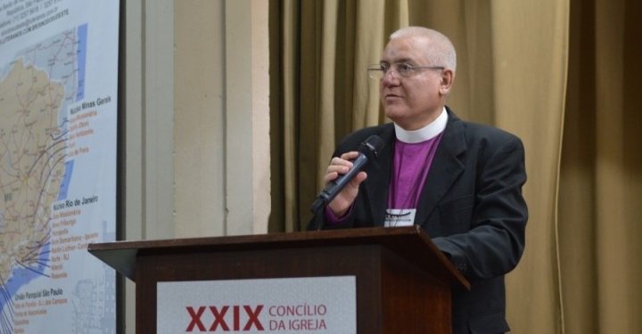 Dom Flávio Irala defende separação de Igreja e Estado