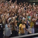 Libertação das armas: uma reflexão teológica – Maria Clara Bingemer