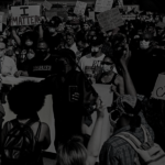 Transformando crises em projetos de vida e sociedade